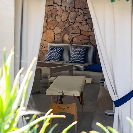 Exclusive In With Jacuzzipool