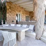Vila Exclusive In With Jacuzzipool