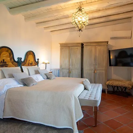 Villa Exclusive In With Jacuzzipool *