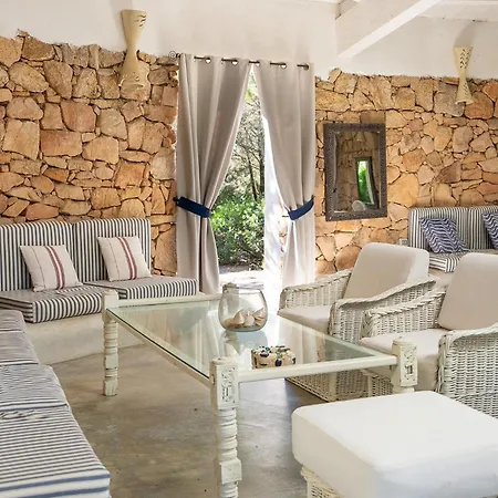 Villa Exclusive In With Jacuzzipool *