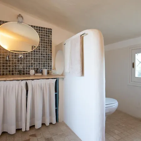 Villa Exclusive In With Jacuzzipool Porto Rotondo