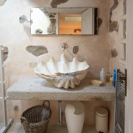 Villa Exclusive In With Jacuzzipool Porto Rotondo