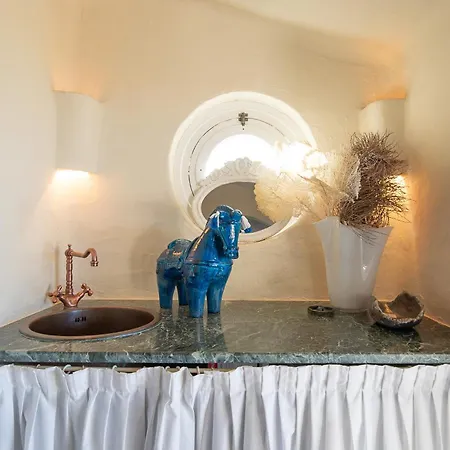 Villa Exclusive In With Jacuzzipool Porto Rotondo